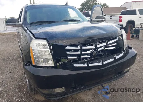 2010 Cadillac Escalade Luxury from USA, damaged, VIN 1GYUCBEF4AR114804